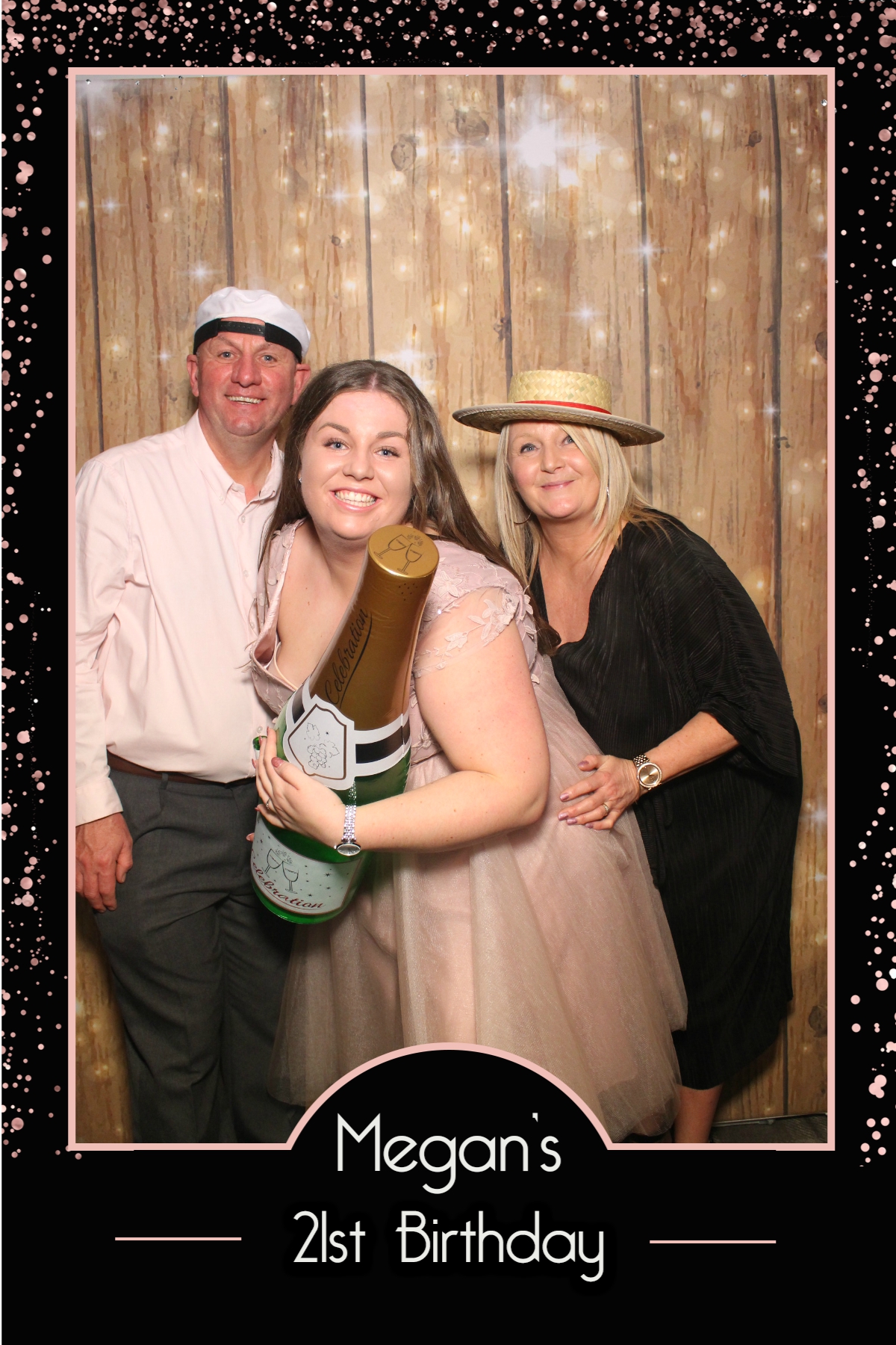 Megan's 21st Birthday Party  | View more photos from the event at gallery.magicimages.uk/u/MagicImages/Megans-21st-Birthday-Party